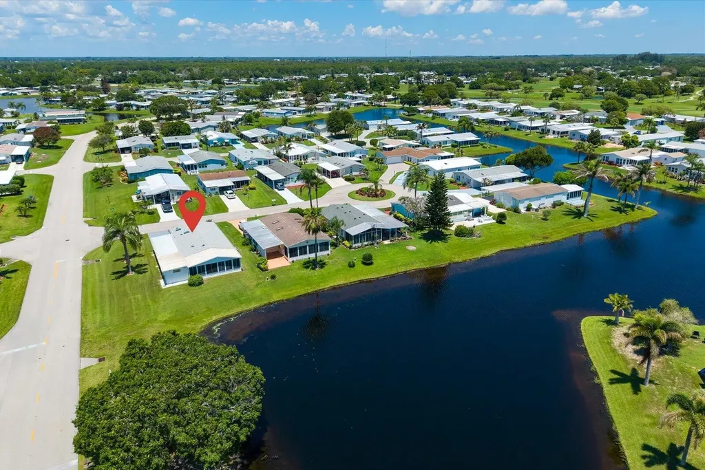 8498 Labelia Court Port St Lucie FL 34952