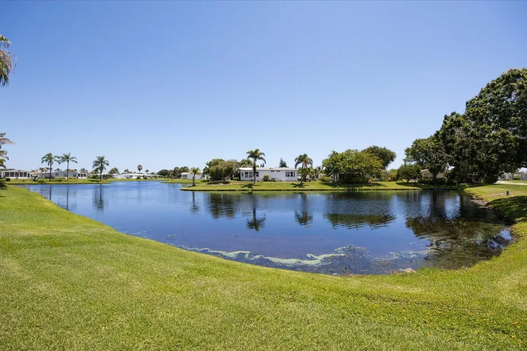 8498 Labelia Court Port St Lucie FL 34952