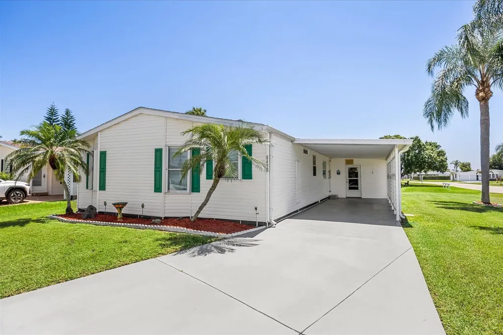 8498 Labelia Court Port St Lucie FL 34952