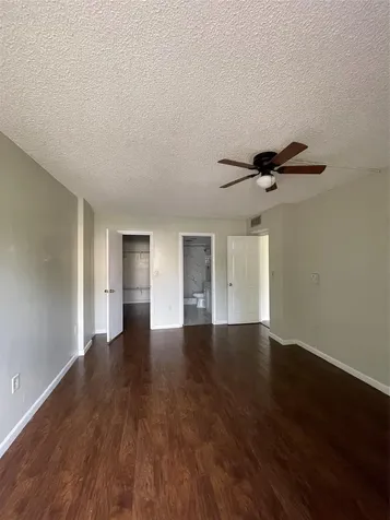 4158 Inverrary Drive Lauderhill FL 33319