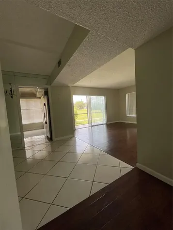 4158 Inverrary Drive Lauderhill FL 33319