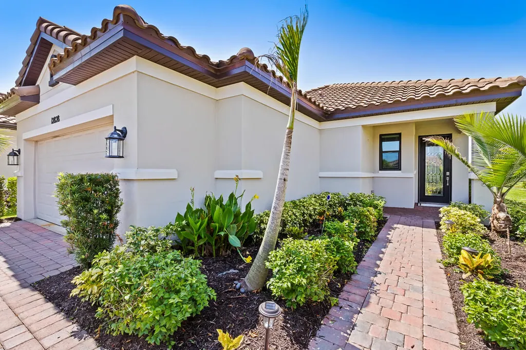 12828 SW Ambra Street Port St Lucie FL 34987
