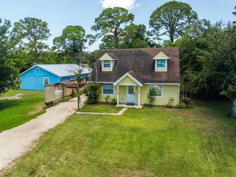 3136 2nd Street Vero Beach FL 32968