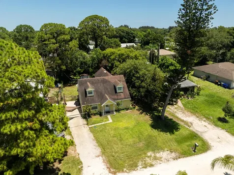 3136 2nd Street Vero Beach FL 32968