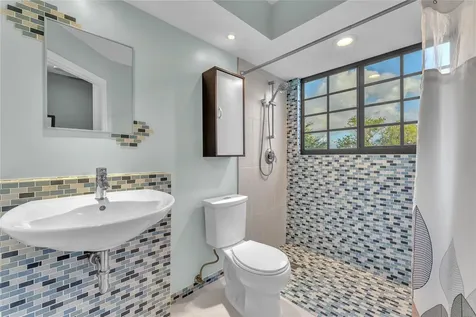 8407 NW 78th Court Tamarac FL 33321