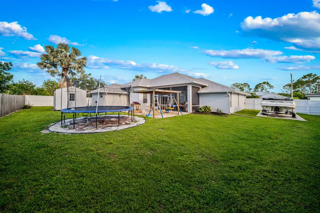 5918 NW Hann Drive Port St Lucie FL 34986