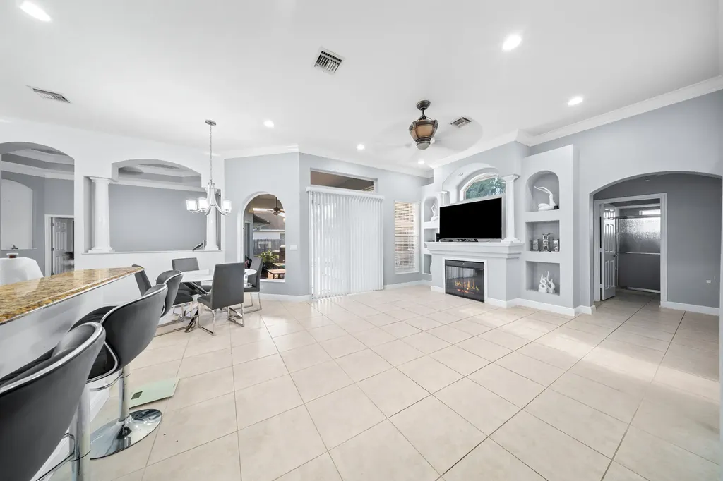 5918 NW Hann Drive Port St Lucie FL 34986