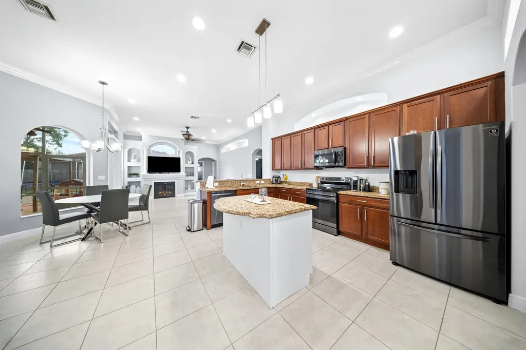 5918 NW Hann Drive Port St Lucie FL 34986