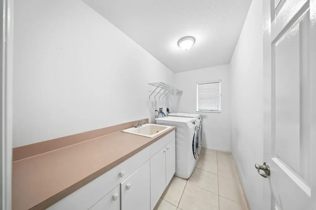5918 NW Hann Drive Port St Lucie FL 34986