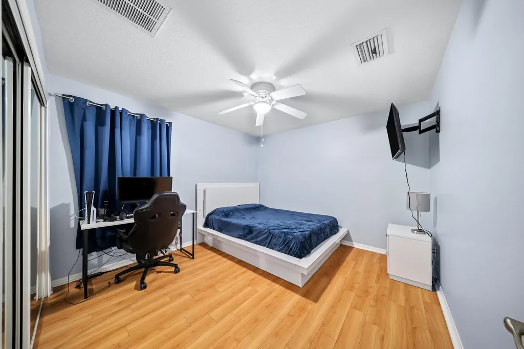 5918 NW Hann Drive Port St Lucie FL 34986