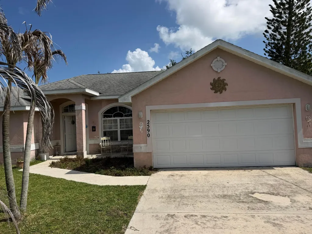 2590 SE South Blackwell Drive Port St Lucie FL 34952