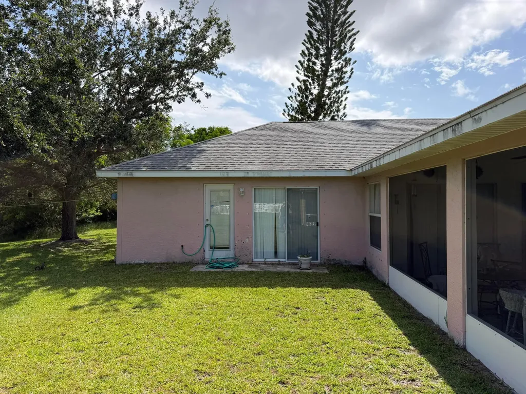 2590 SE South Blackwell Drive Port St Lucie FL 34952