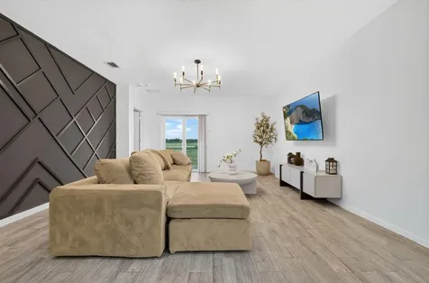 950 Bent Creek Drive Fort Pierce FL 34947
