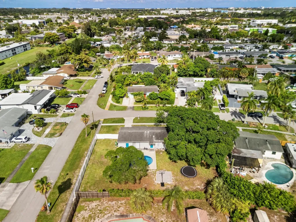 153 Abaco Drive Palm Springs FL 33461
