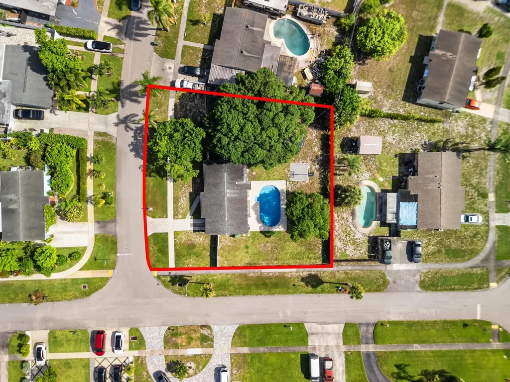 153 Abaco Drive Palm Springs FL 33461
