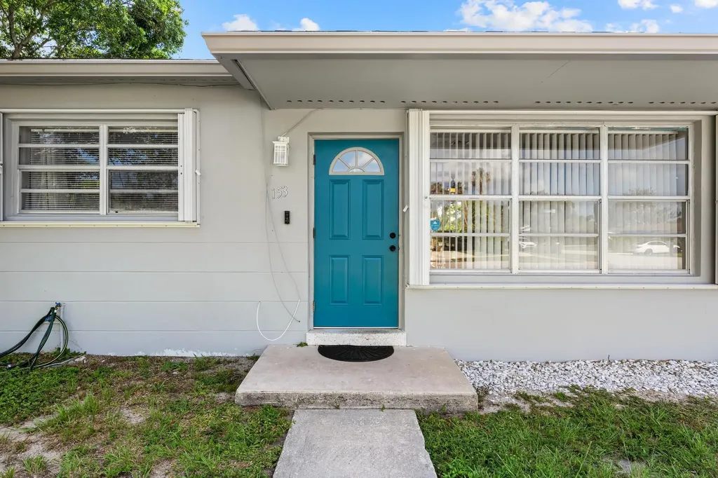 153 Abaco Drive Palm Springs FL 33461