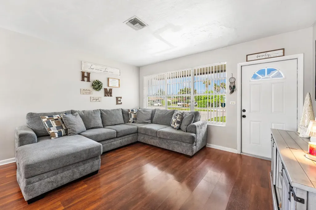 153 Abaco Drive Palm Springs FL 33461
