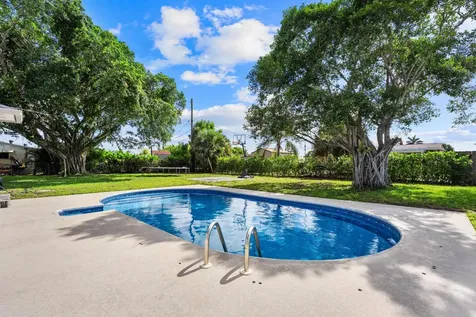 153 Abaco Drive Palm Springs FL 33461