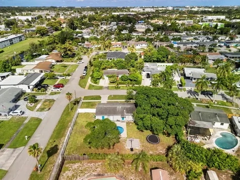153 Abaco Drive Palm Springs FL 33461