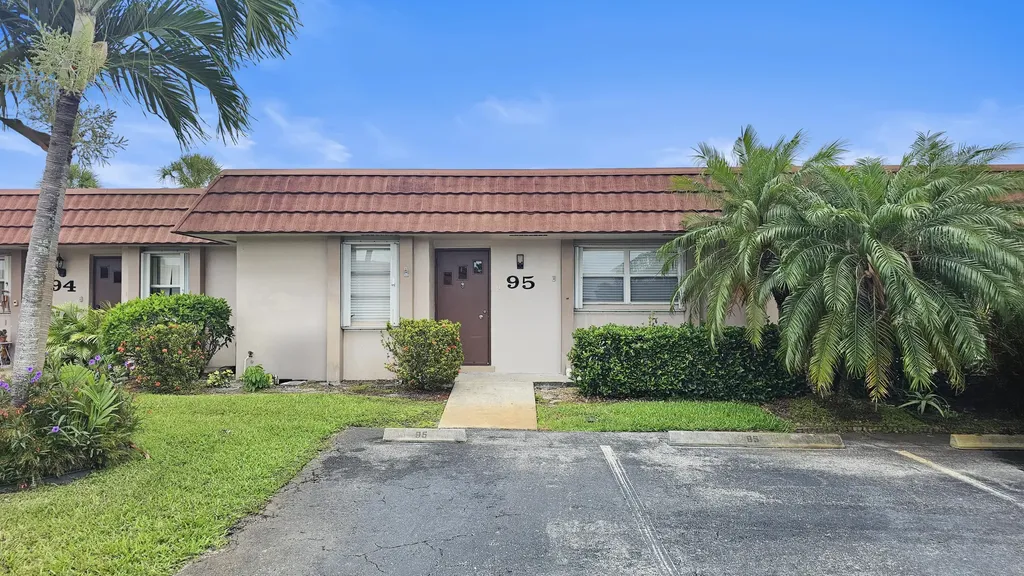5775 Fernley Drive W West Palm Beach FL 33415