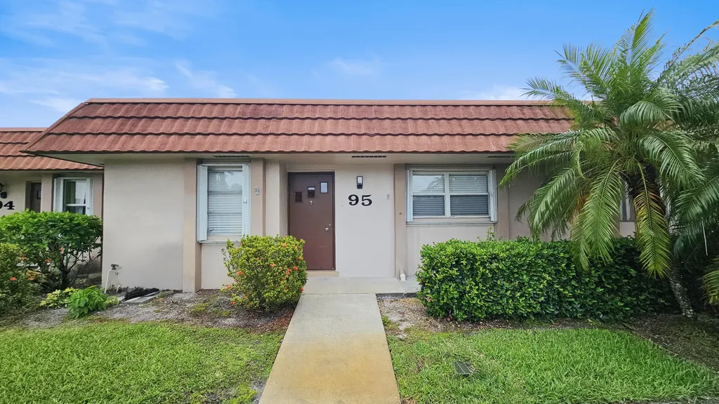 5775 Fernley Drive W West Palm Beach FL 33415
