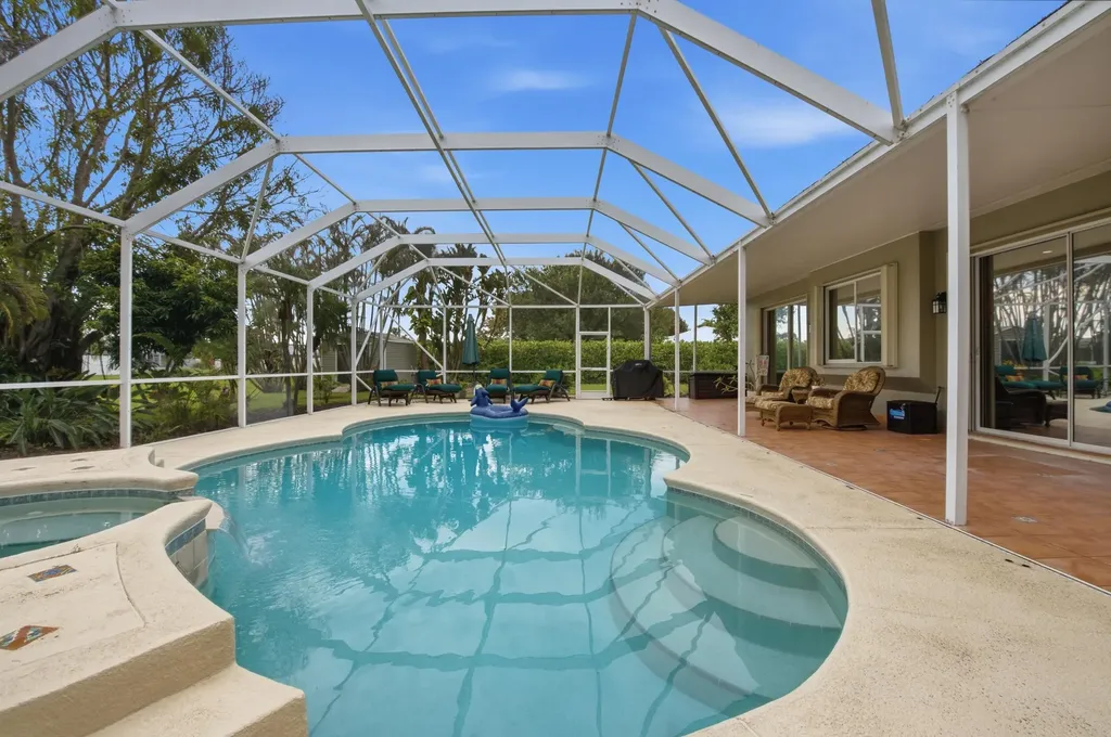 2598 SE Hamden Road Port St Lucie FL 34952