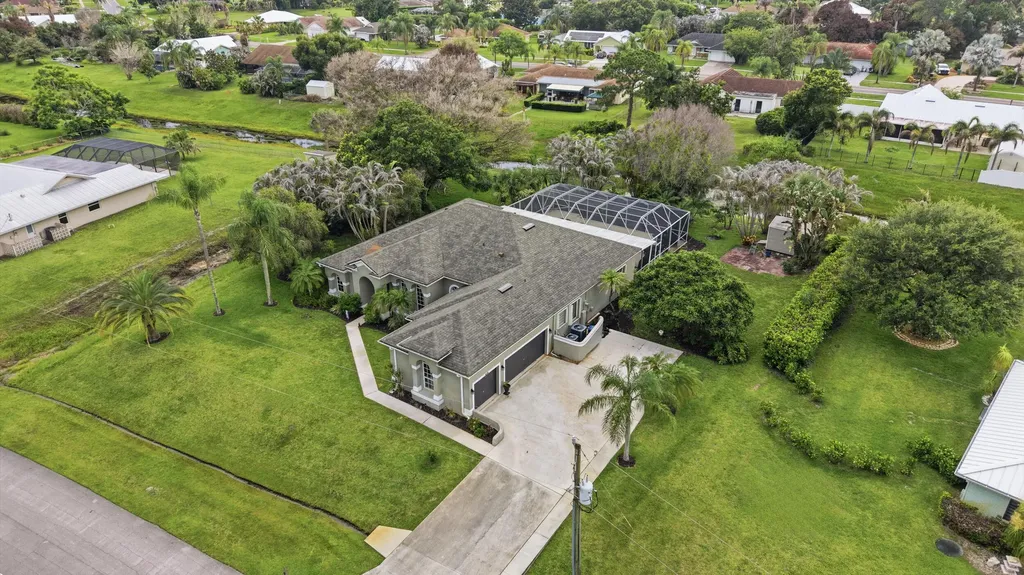 2598 SE Hamden Road Port St Lucie FL 34952