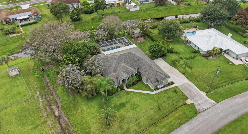 2598 SE Hamden Road Port St Lucie FL 34952