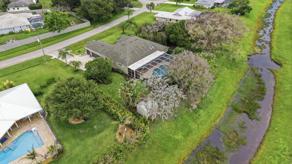 2598 SE Hamden Road Port St Lucie FL 34952