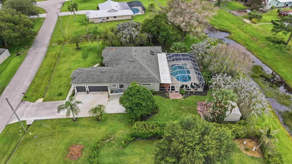 2598 SE Hamden Road Port St Lucie FL 34952