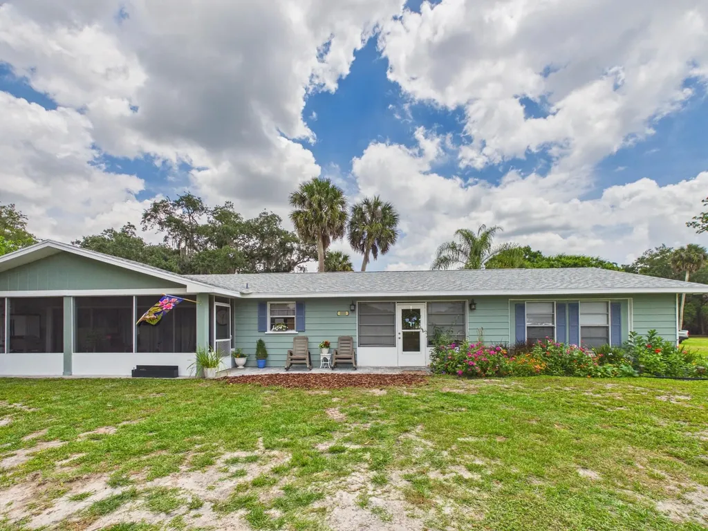 220 SW 67th Drive Okeechobee FL 34974