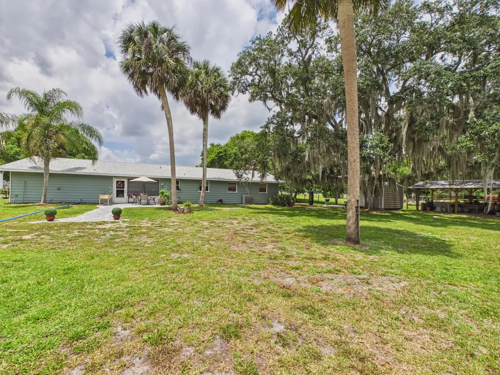 220 SW 67th Drive Okeechobee FL 34974