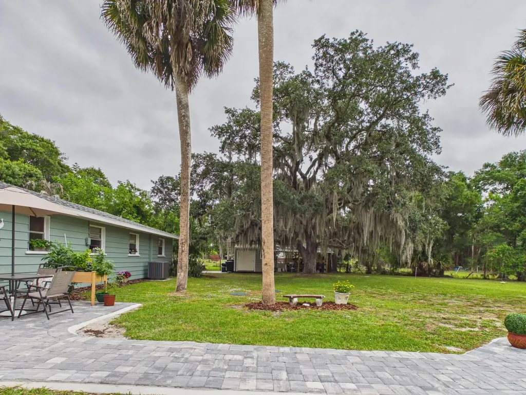220 SW 67th Drive Okeechobee FL 34974