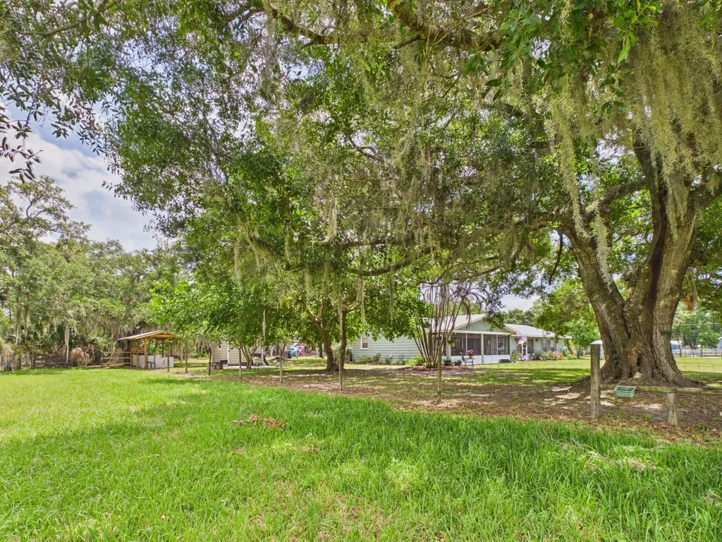 220 SW 67th Drive Okeechobee FL 34974