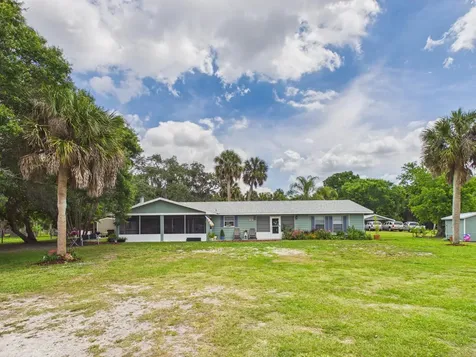 220 SW 67th Drive Okeechobee FL 34974