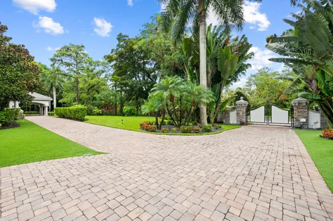 8950 NW 70th Court Parkland FL 33067