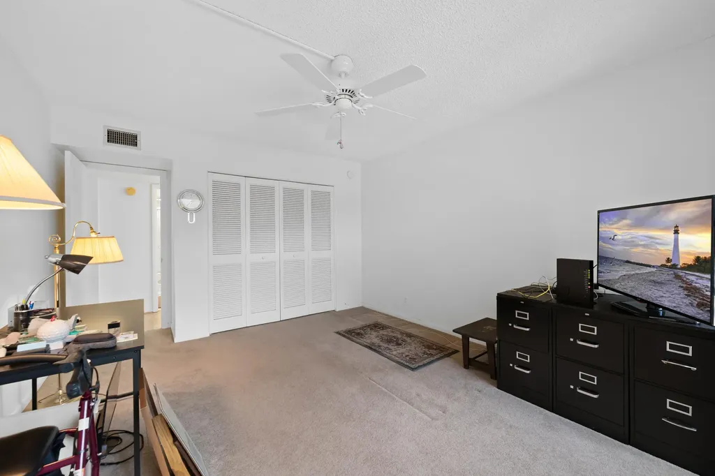 10777 W Sample Coral Springs FL 33065