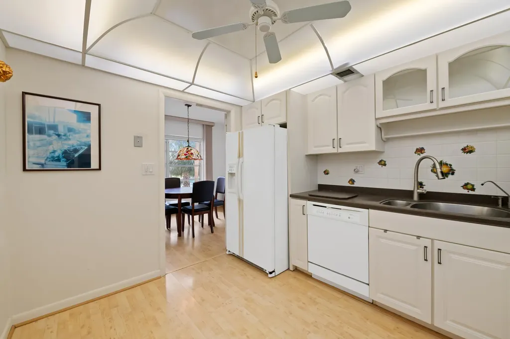 10777 W Sample Coral Springs FL 33065
