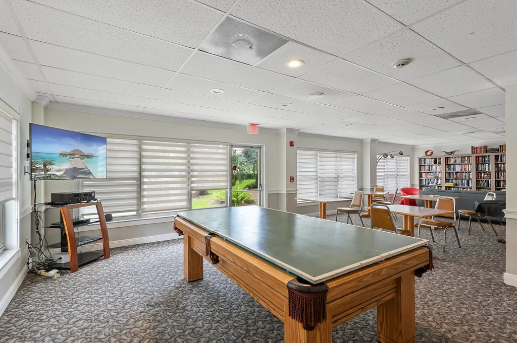 10777 W Sample Coral Springs FL 33065