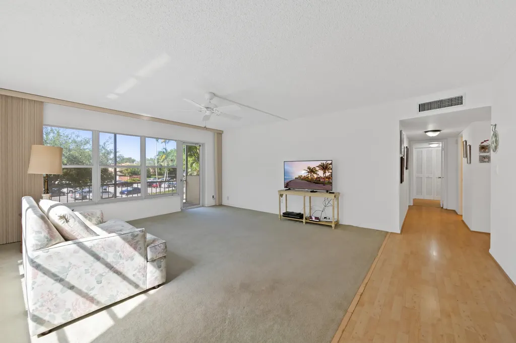 10777 W Sample Coral Springs FL 33065