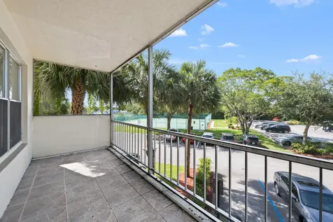 10777 W Sample Coral Springs FL 33065