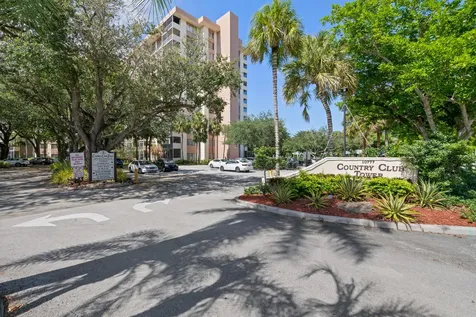 10777 W Sample Coral Springs FL 33065