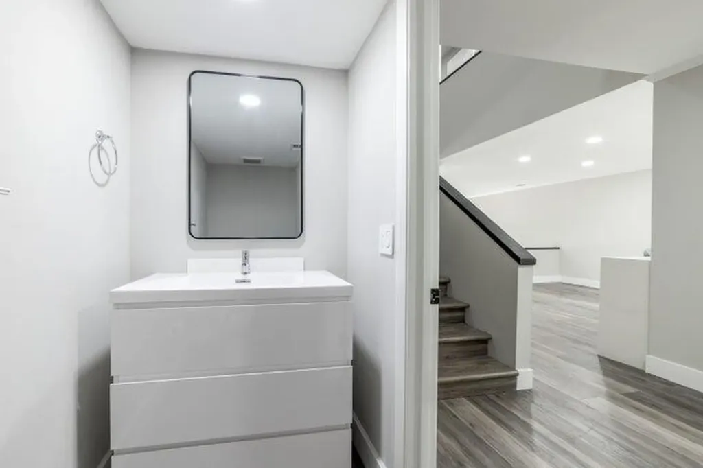 2517 Presidential Way West Palm Beach FL 33401