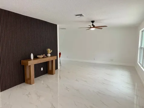 2812 F Road Loxahatchee Groves FL 33470