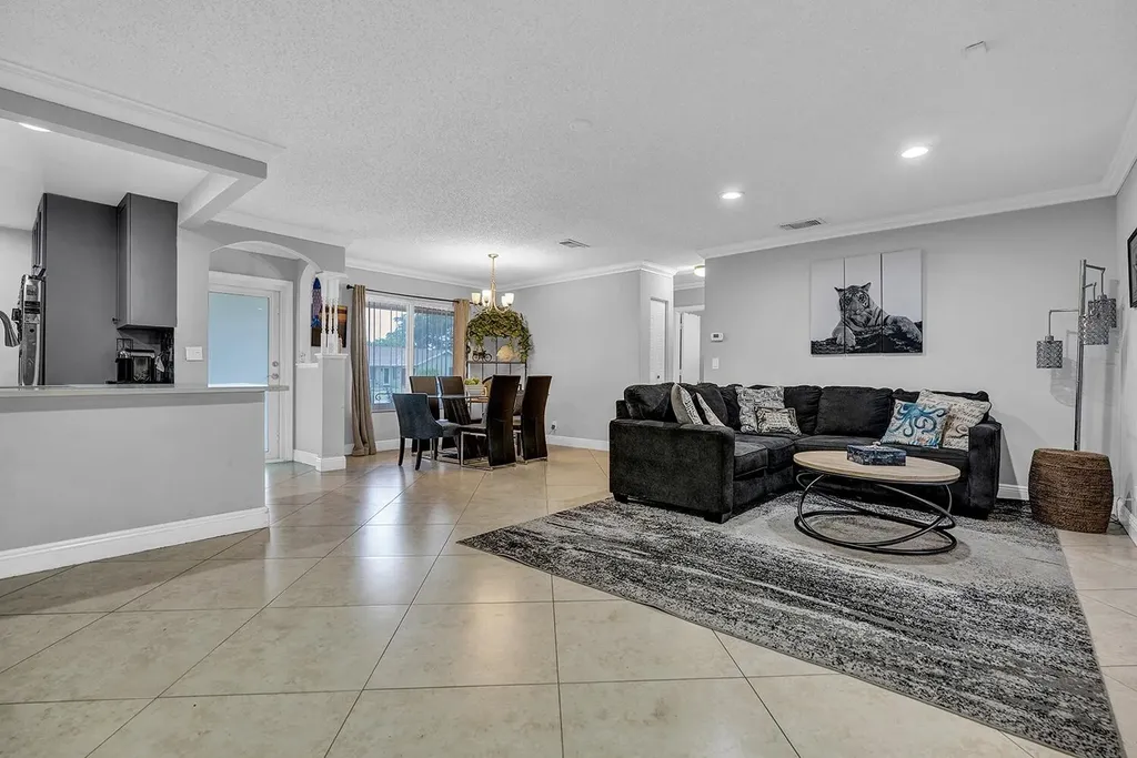 9544 Richmond Circle Boca Raton FL 33434