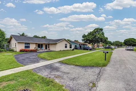 9544 Richmond Circle Boca Raton FL 33434