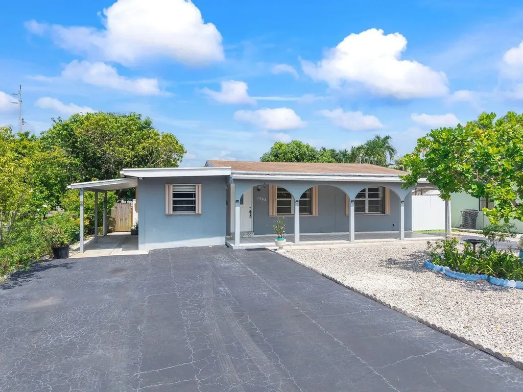 1302 SW 22nd Avenue Fort Lauderdale FL 33312