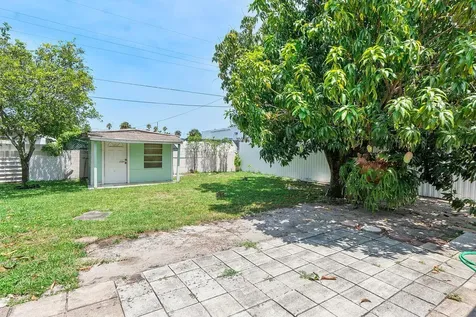 1302 SW 22nd Avenue Fort Lauderdale FL 33312