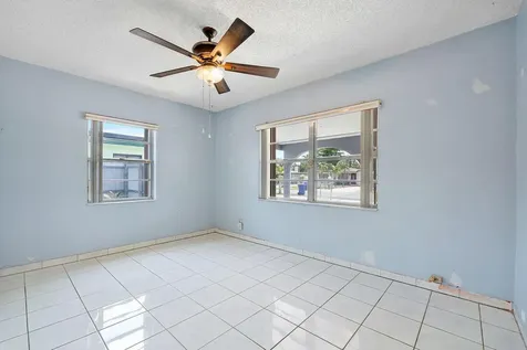 1302 SW 22nd Avenue Fort Lauderdale FL 33312