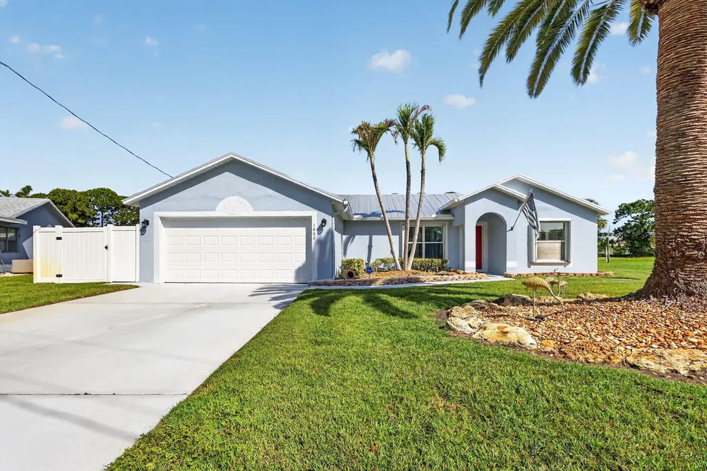 1802 SE Camden Street Port St Lucie FL 34952